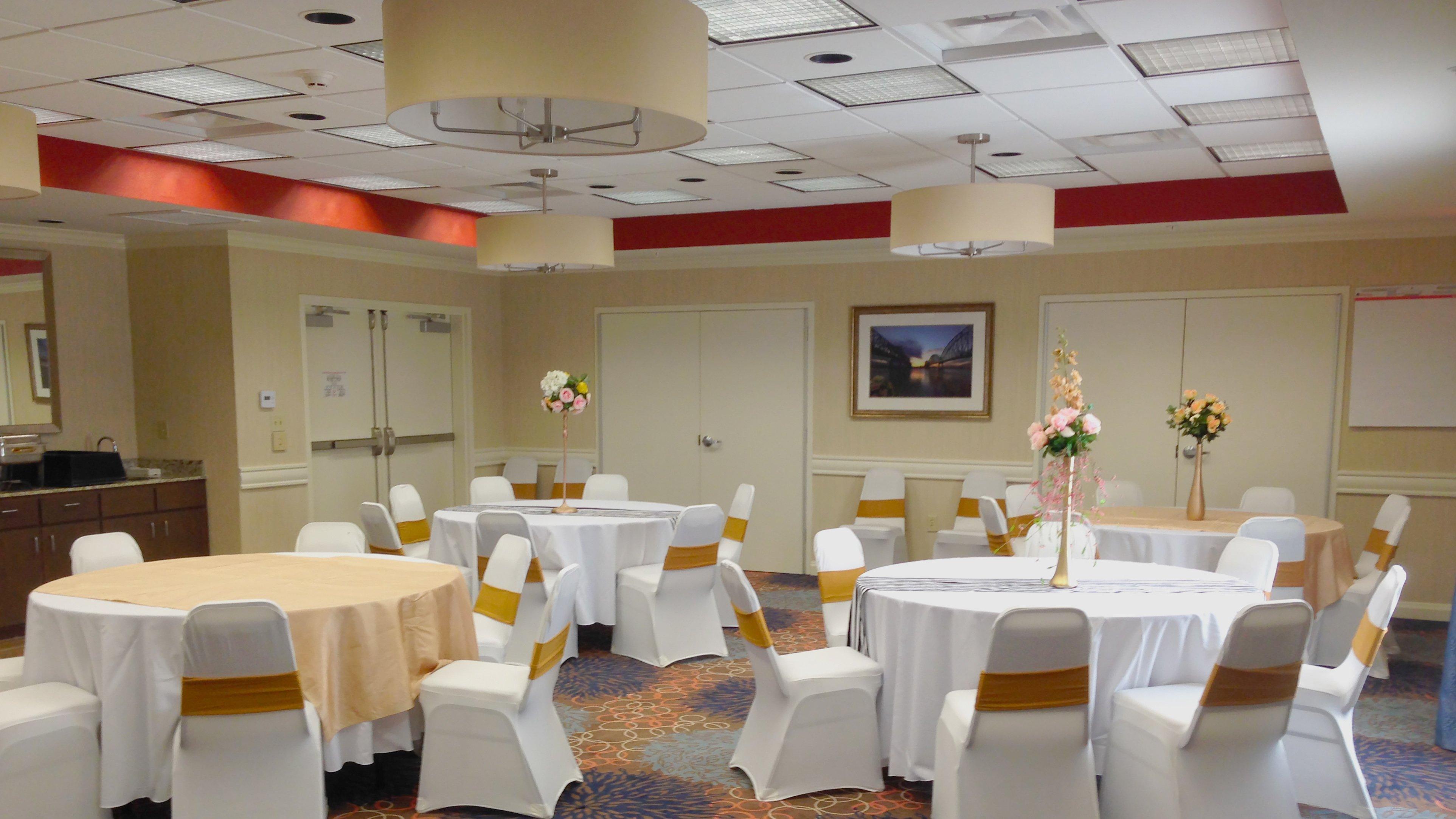 Express & Morgan City- Tiger Island By Ihg Hotel 2*